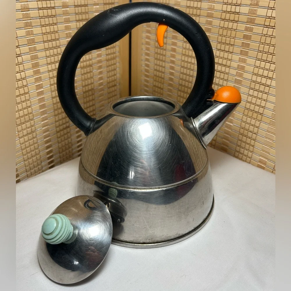 Vintage Tea Pot Kettle - Picture 1 of 6